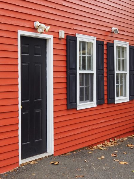 Cost of Red Vinyl Siding Installation in Ellensburg