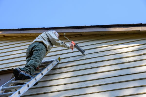 Cost of Vinyl Siding Caulk Repair in Ellensburg